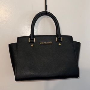 Black Michael Kors Purse